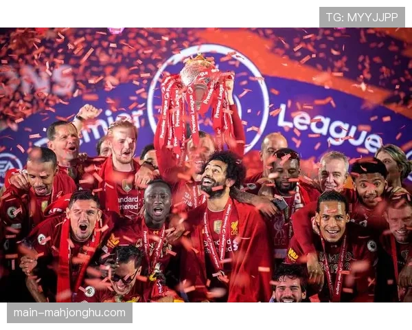 分析:对比英超,德甲联赛在攻守转换阶段的平均传球次数更少,更倾向直接联系前锋 分析:对比英超,德甲联赛在攻守转换阶段的平均传球次数更少,更倾向直接联系前锋